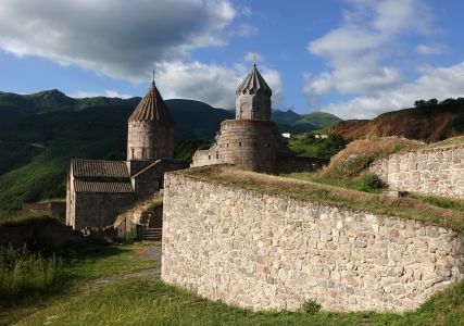 Klášter Tatev patří k největším v Arménii.