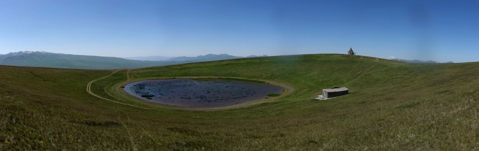 Kráter sopky Armaghan