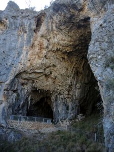 Yarrangobilly Caves - vstupní portál South Glory Cave