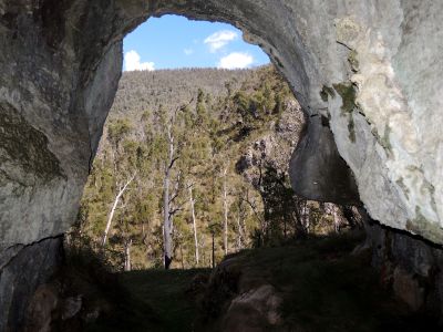 Pohled do údolí Yarrangobilly River