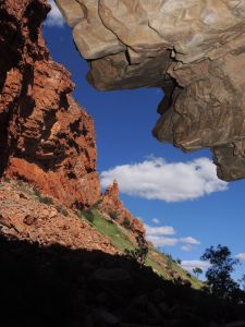 Působivé skály v soutěsce Simpsons Gap