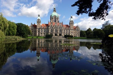 Na vrchol kopule radnice v Hannoveru  se dá dostat. Měl jsem na ní dlouho spadeno. Jednou jsem se na ní kvůli covidu nedostal.