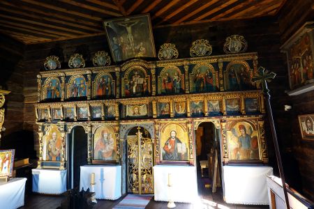 Nádherné ikony v kostele