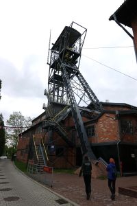 Na důlní věž v Dole královny Luizy se dalo vylézt.