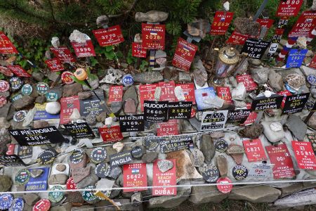 Na Klimczoku je sbírka kamenů z hor celého světa.