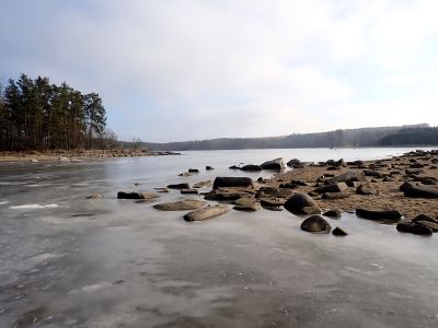 Slunce začíná vítězit nad mraky, začíná náročné focení.