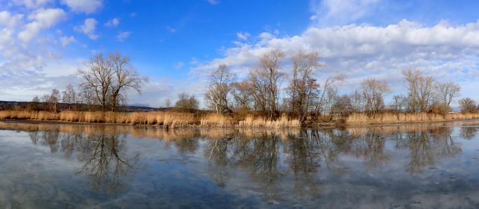 Nádherné bruslení na vodě.