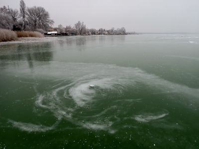 Krásné malby v ledu.