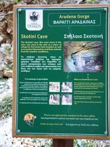 Jeskyně Skotini